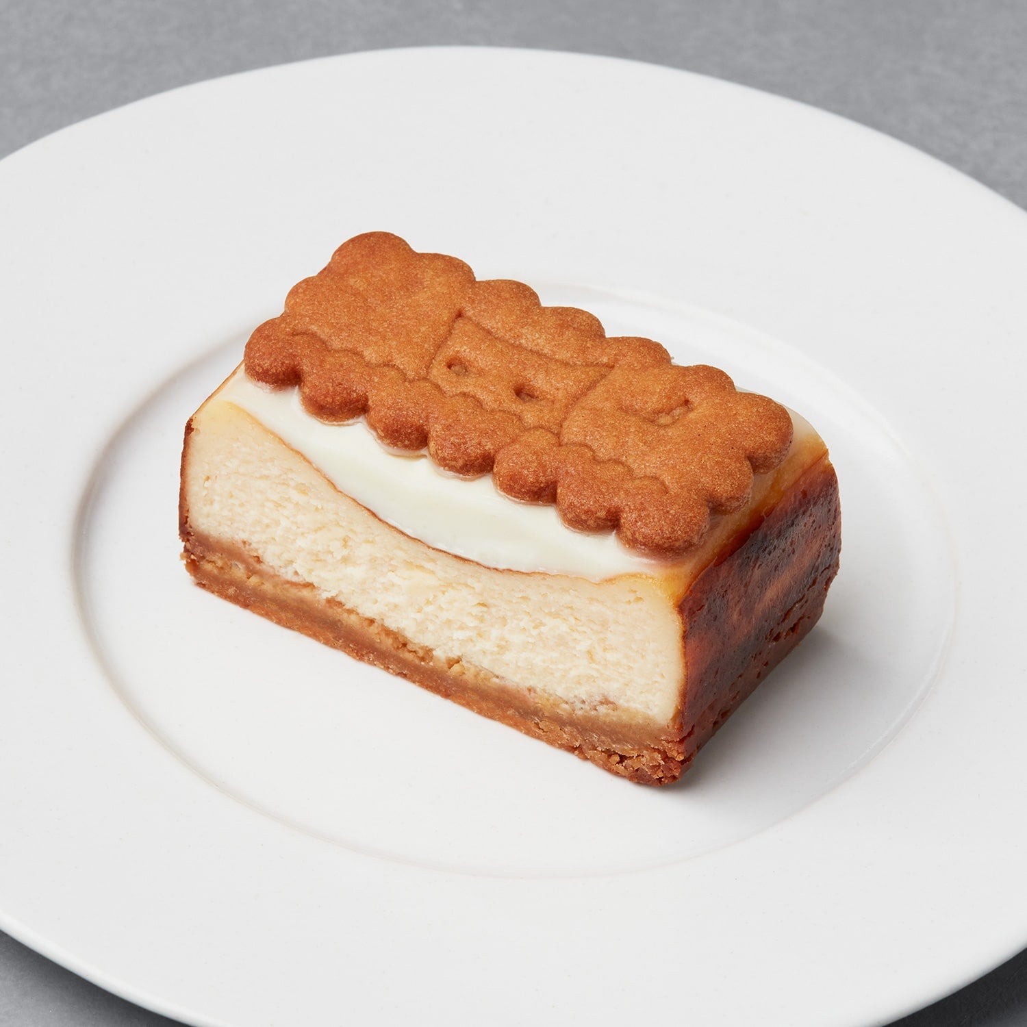 BISCAKE レギュラー｜ビスケットサンドチーズケーキ　<br>冷凍品